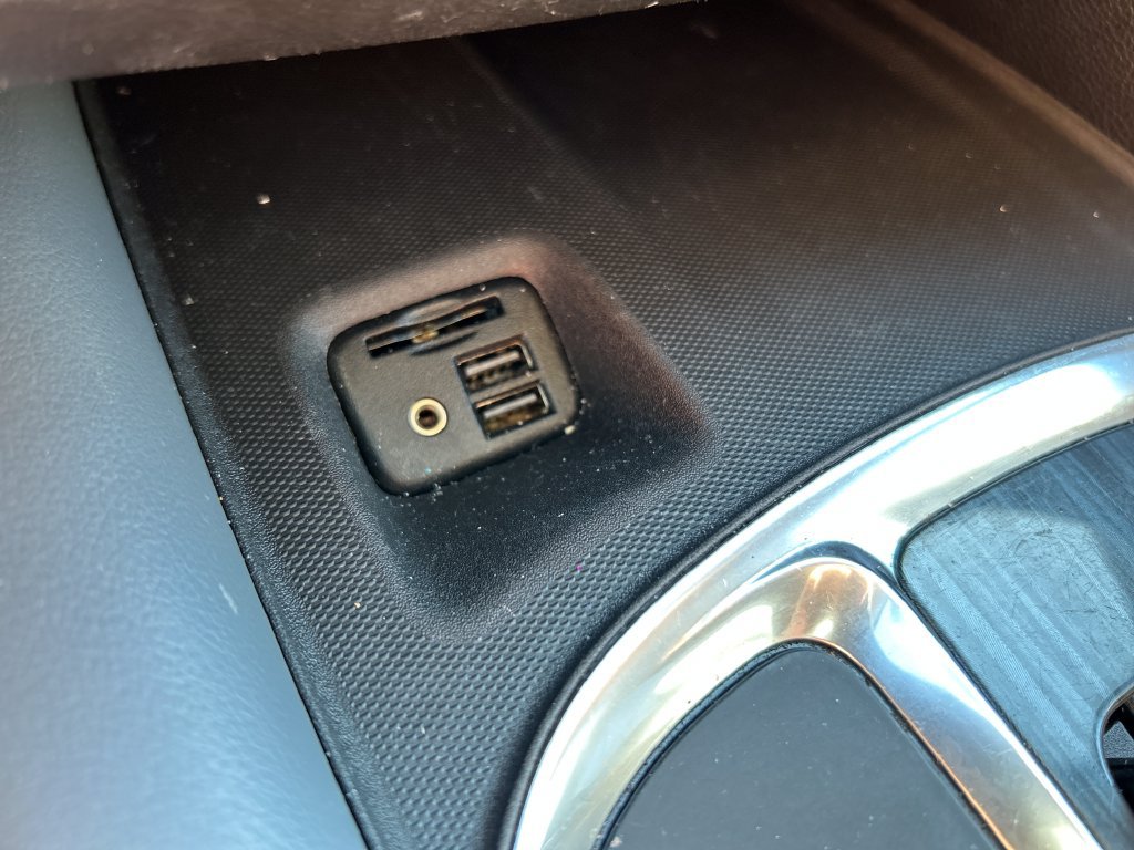 Used 2020 Buick Enclave Essence FWD image 29