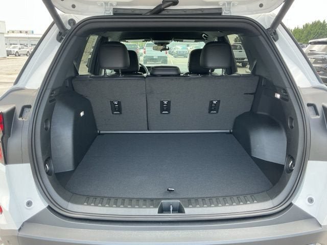 New 2027 GMC Terrain Elevation w/ Elevation Premium Package FWD image 23
