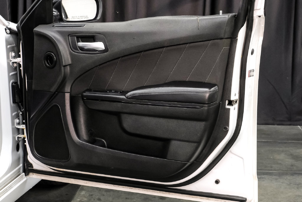 Used 2020 Dodge Charger SXT RWD image 40