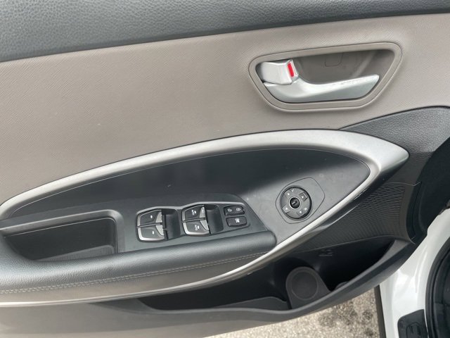 Used 2018 Hyundai Santa Fe Sport w/ 2.4L Value Package 02 image 18