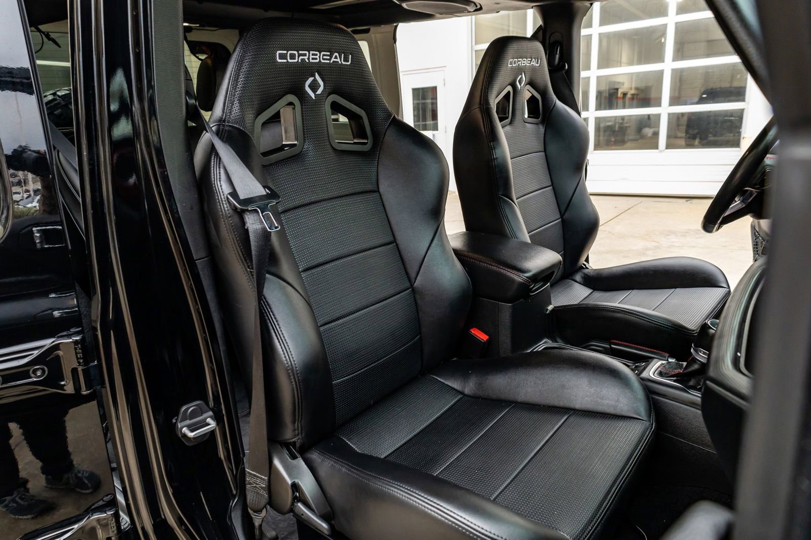 Used 2023 Jeep Wrangler Unlimited Rubicon image 28