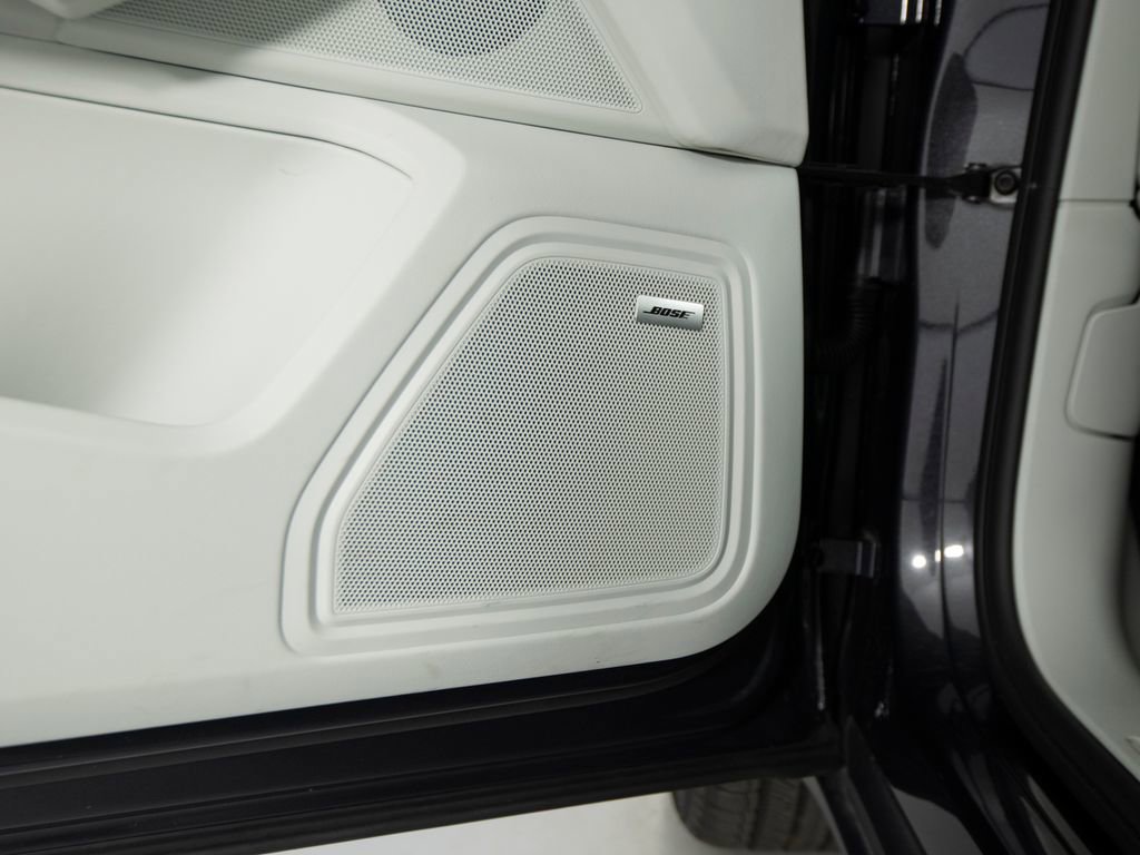 Certified 2026 Porsche Macan AWD/4WD image 21