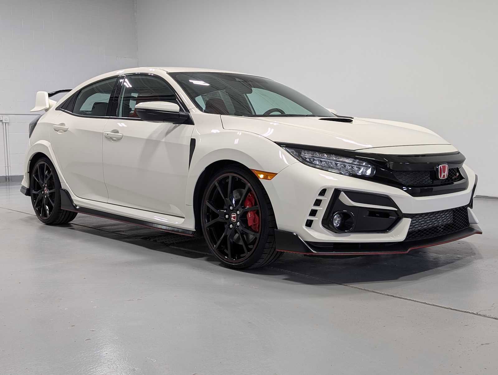Used 2021 Honda Civic Type R image 6