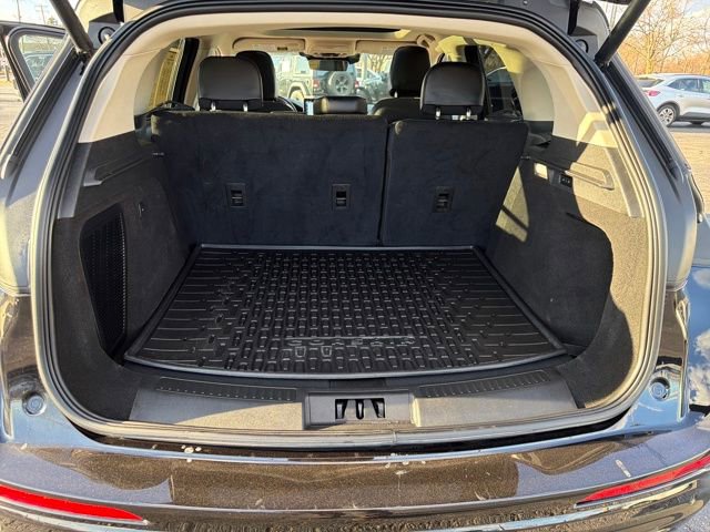 Used 2023 Lincoln Corsair Reserve w/ Equipment Group 201A image 28