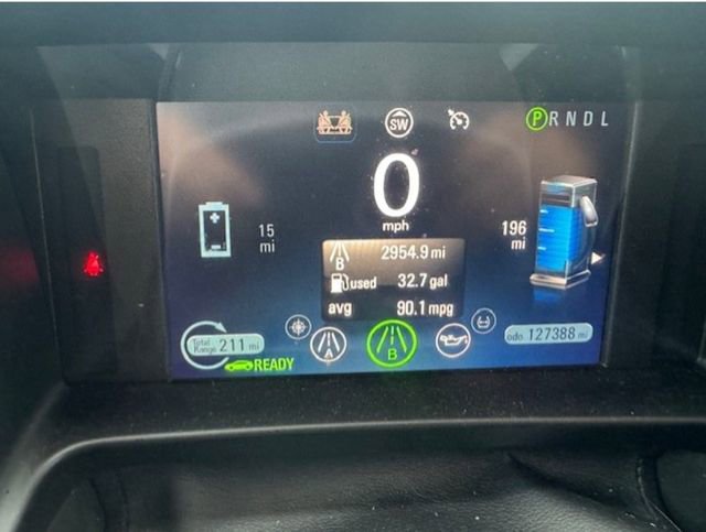 Used 2012 Chevrolet Volt Premium w/ Premium Trim Package image 9