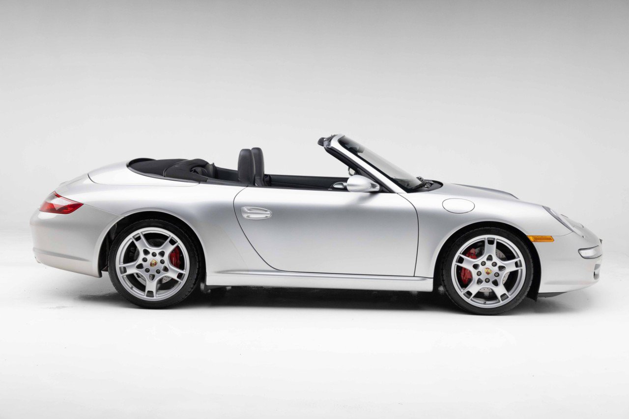 Used 2006 Porsche 911 Carrera S RWD image 15