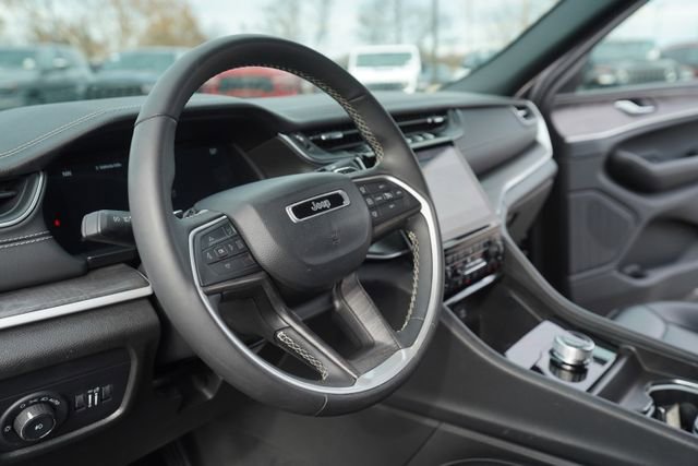 Used 2024 Jeep Grand Cherokee Limited image 26