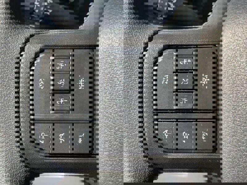 New 2025 Ford F550 4x4 Regular Cab Super Duty image 8