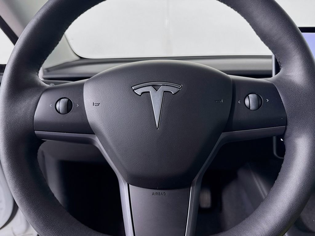 Used 2021 Tesla Model 3 Standard Range Plus image 48