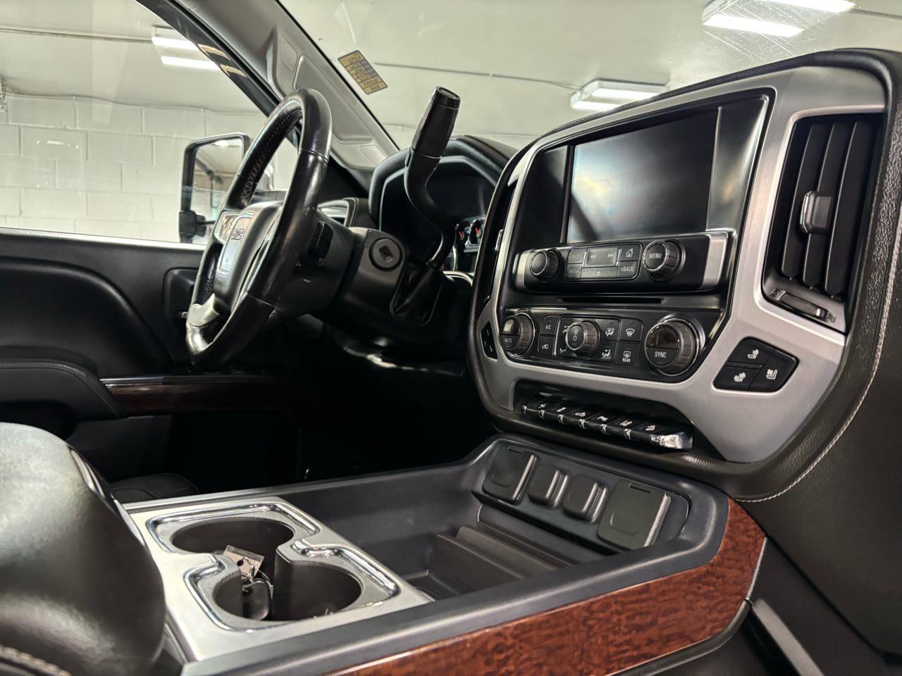 Used 2016 GMC Sierra 2500 SLT image 17