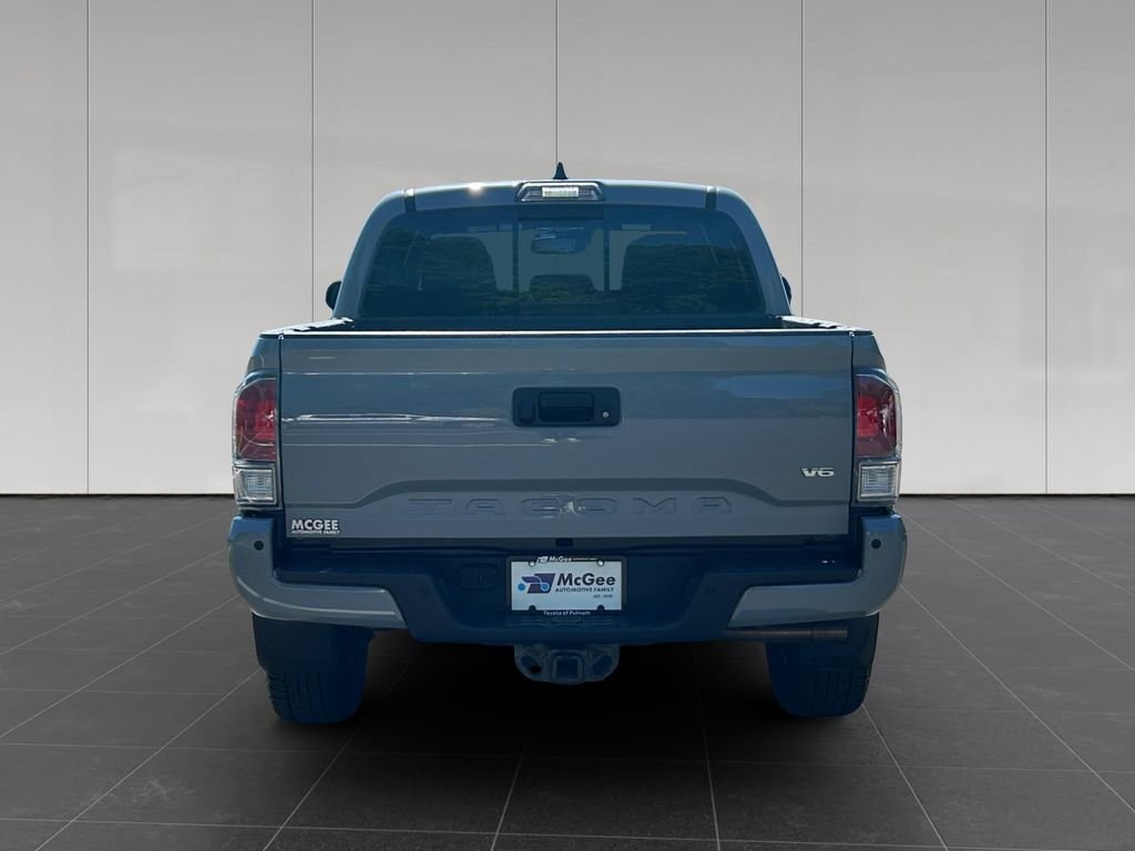 Used 2020 Toyota Tacoma TRD Off-Road w/ TRD Premium Off Road Package AWD/4WD image 4