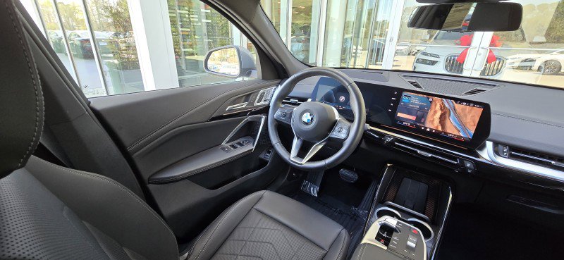 Certified 2025 BMW X2 xDrive28i w/ Premium Package image 14