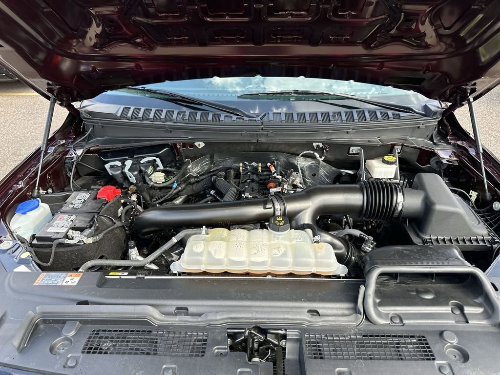 Used 2024 Ford Expedition Limited image 35