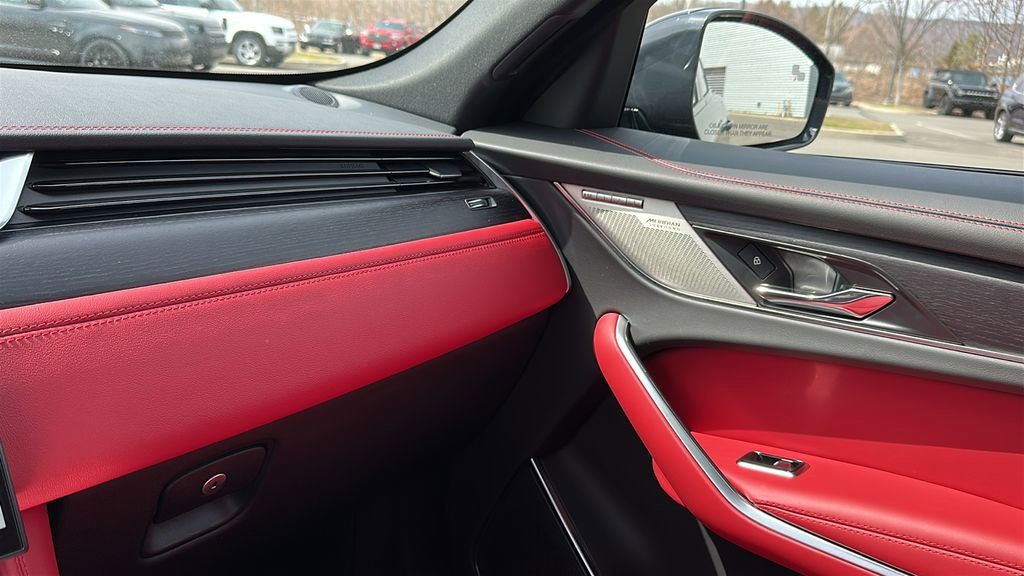 Certified 2025 Jaguar F-PACE R-Dynamic S image 18