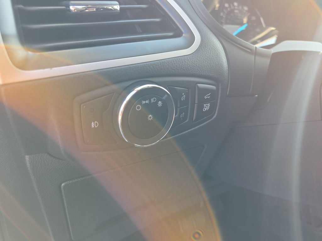 Used 2024 Ford Edge SEL w/ Convenience Package image 21