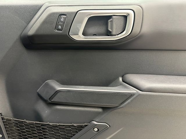 New 2025 Ford Bronco Outer Banks image 14