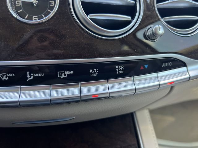 Used 2019 Mercedes-Benz S 560 Sedan image 25