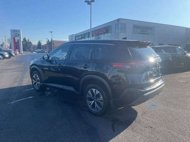 Certified 2023 Nissan Rogue SV image 4