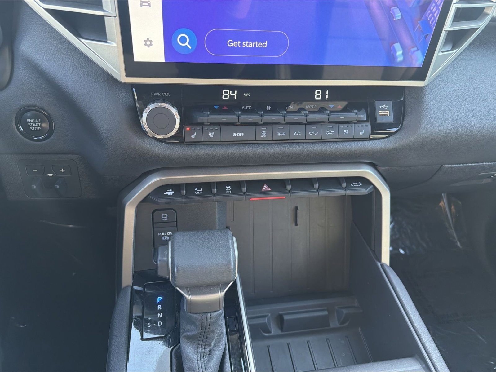 Used 2025 Toyota Tundra Limited image 21