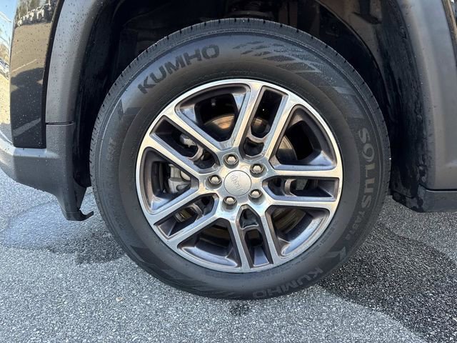 Used 2020 Jeep Compass Latitude image 34