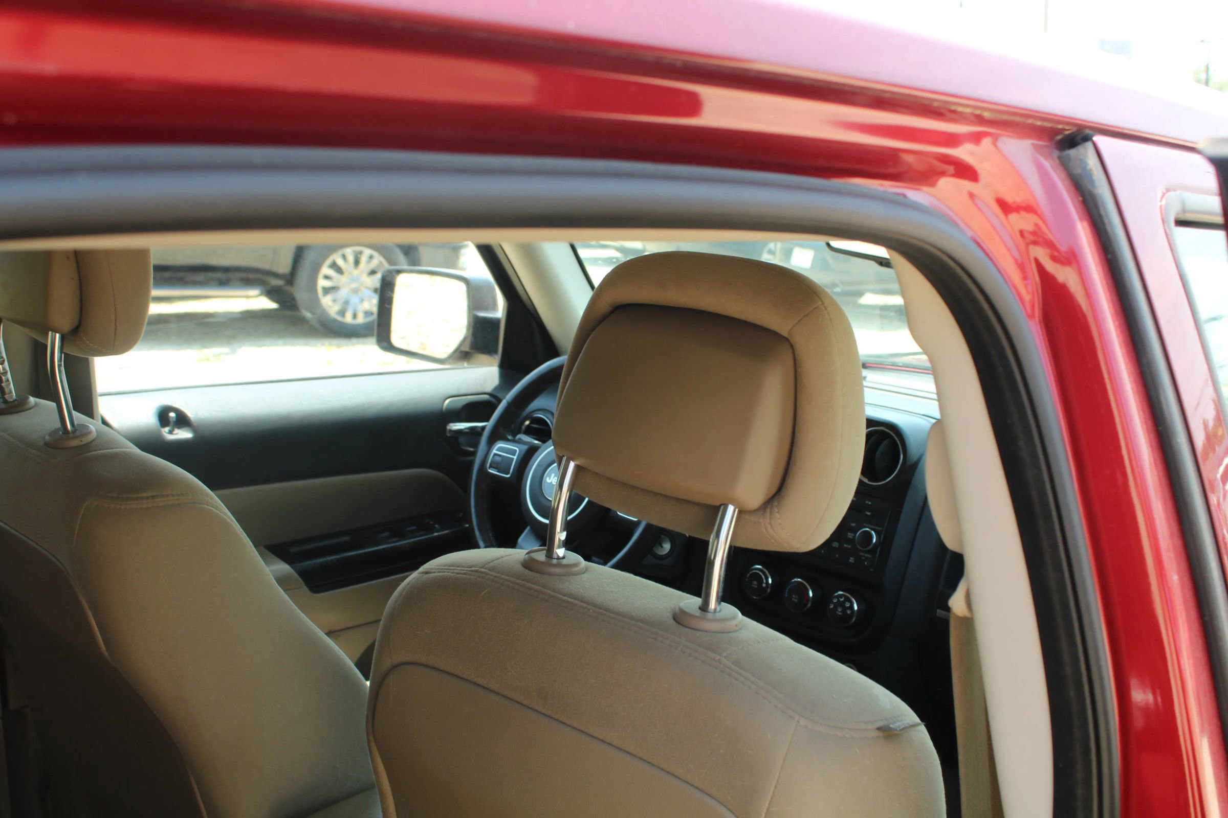 Used 2016 Jeep Patriot Latitude image 30