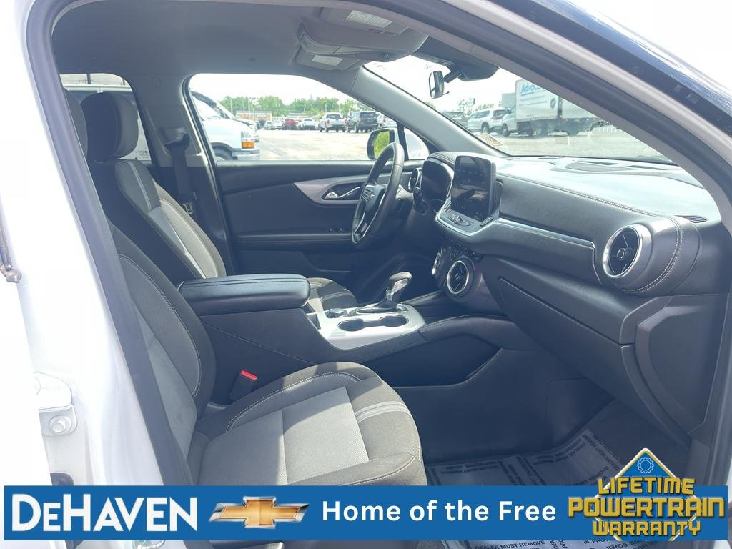 Used 2025 Chevrolet Blazer LT AWD/4WD image 27