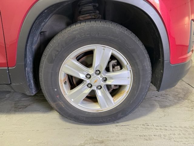 Certified 2015 Chevrolet Trax LT w/ LT Sun and Sound Package AWD/4WD image 28