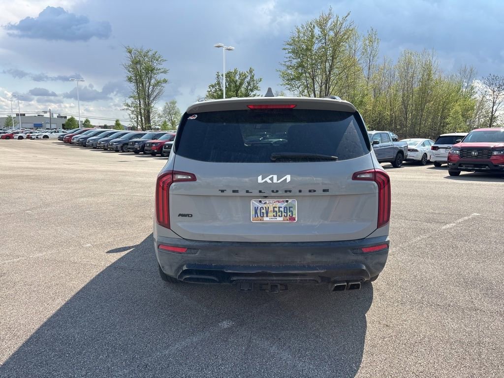 Used 2022 Kia Telluride SX w/ SX Prestige Package AWD/4WD image 11