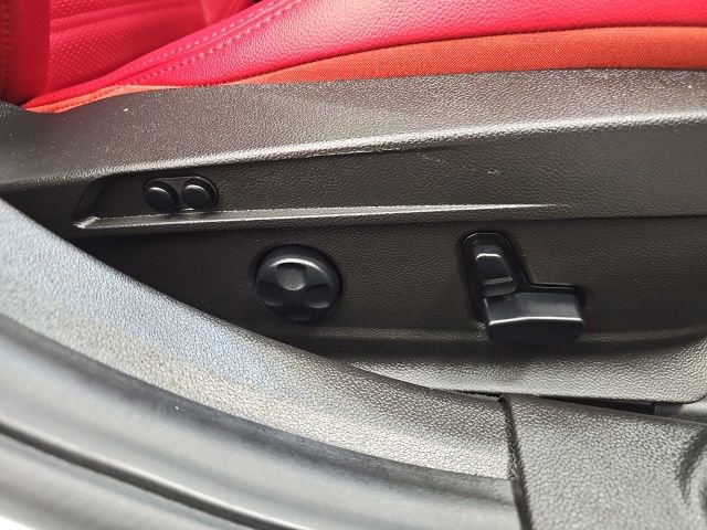 Used 2024 Alfa Romeo Giulia Veloce image 39