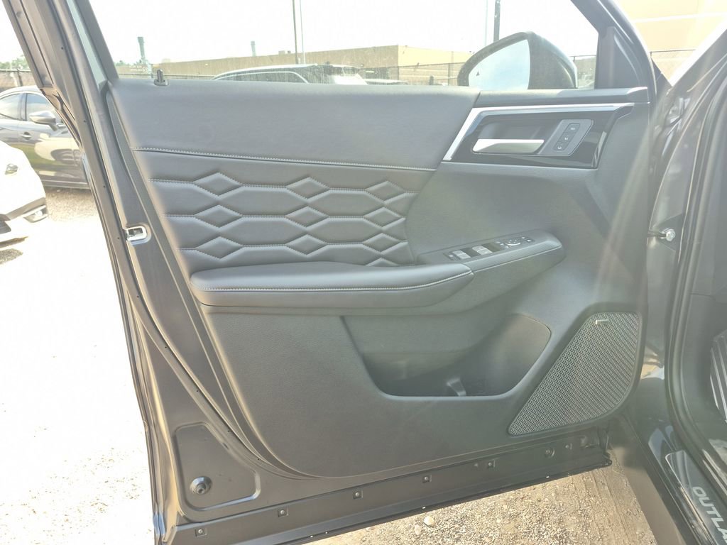 New 2026 Mitsubishi Outlander SEL image 60