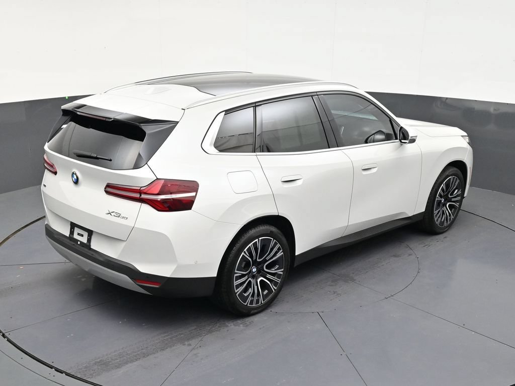 Used 2025 BMW X3 xDrive30i w/ Premium Package AWD/4WD image 16