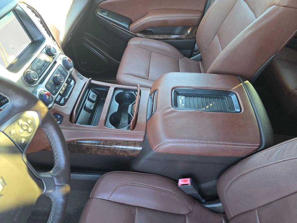Used 2015 Chevrolet Suburban LTZ image 26