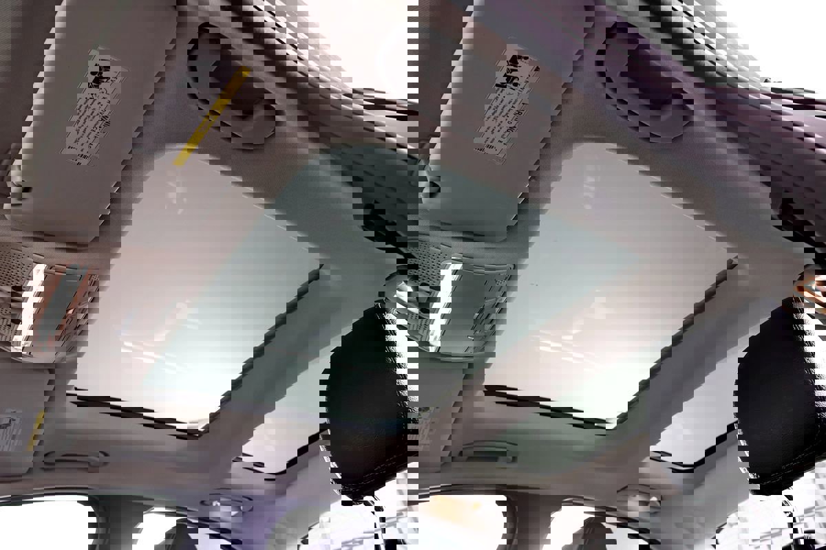 Used 2015 Mercedes-Benz C 300 Sport image 41