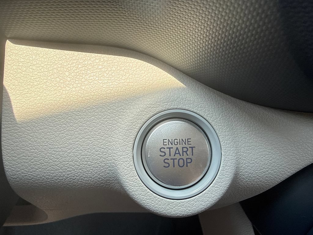 New 2026 Hyundai Venue SEL FWD image 29
