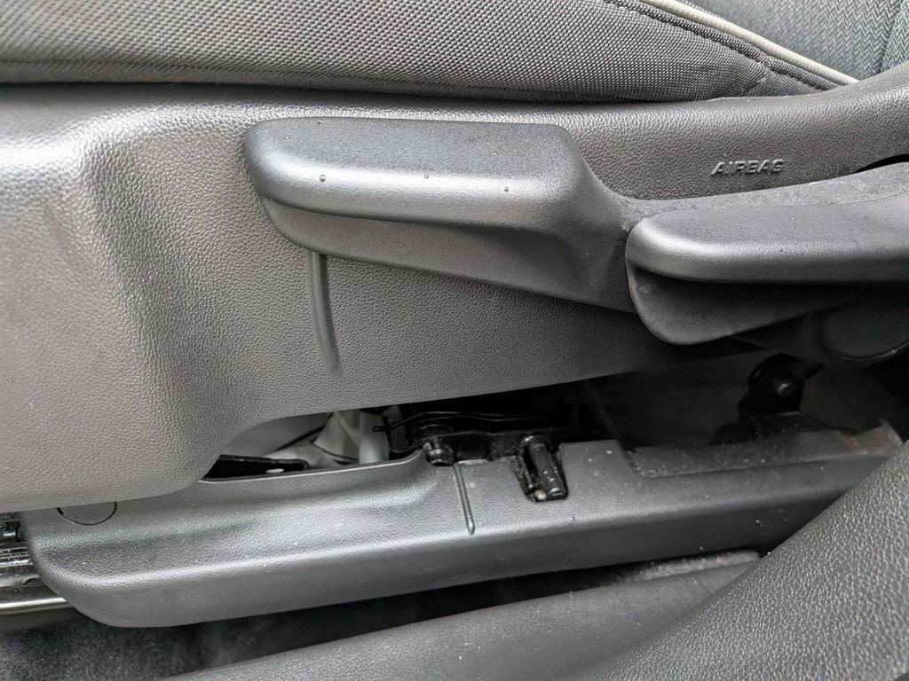 Used 2025 Chevrolet TrailBlazer LT image 13