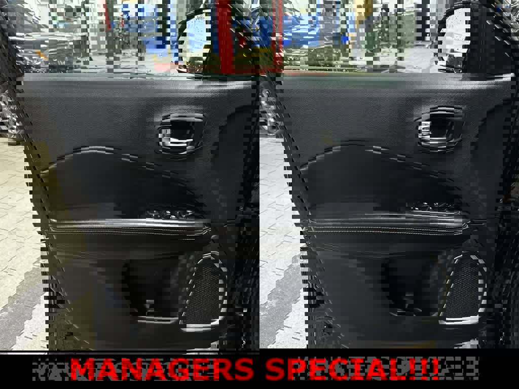 Used 2020 Jeep Compass Latitude w/ Popular Equipment Group image 30