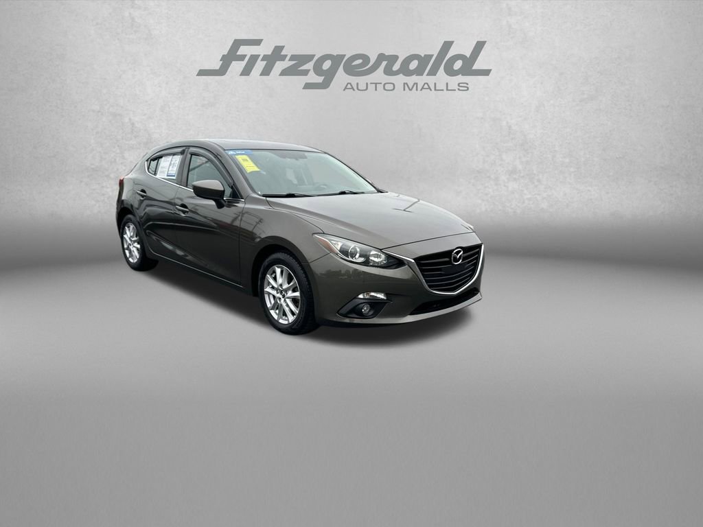 Used 2016 MAZDA MAZDA3 i Touring w/ Popular Equipment Package FWD image 1