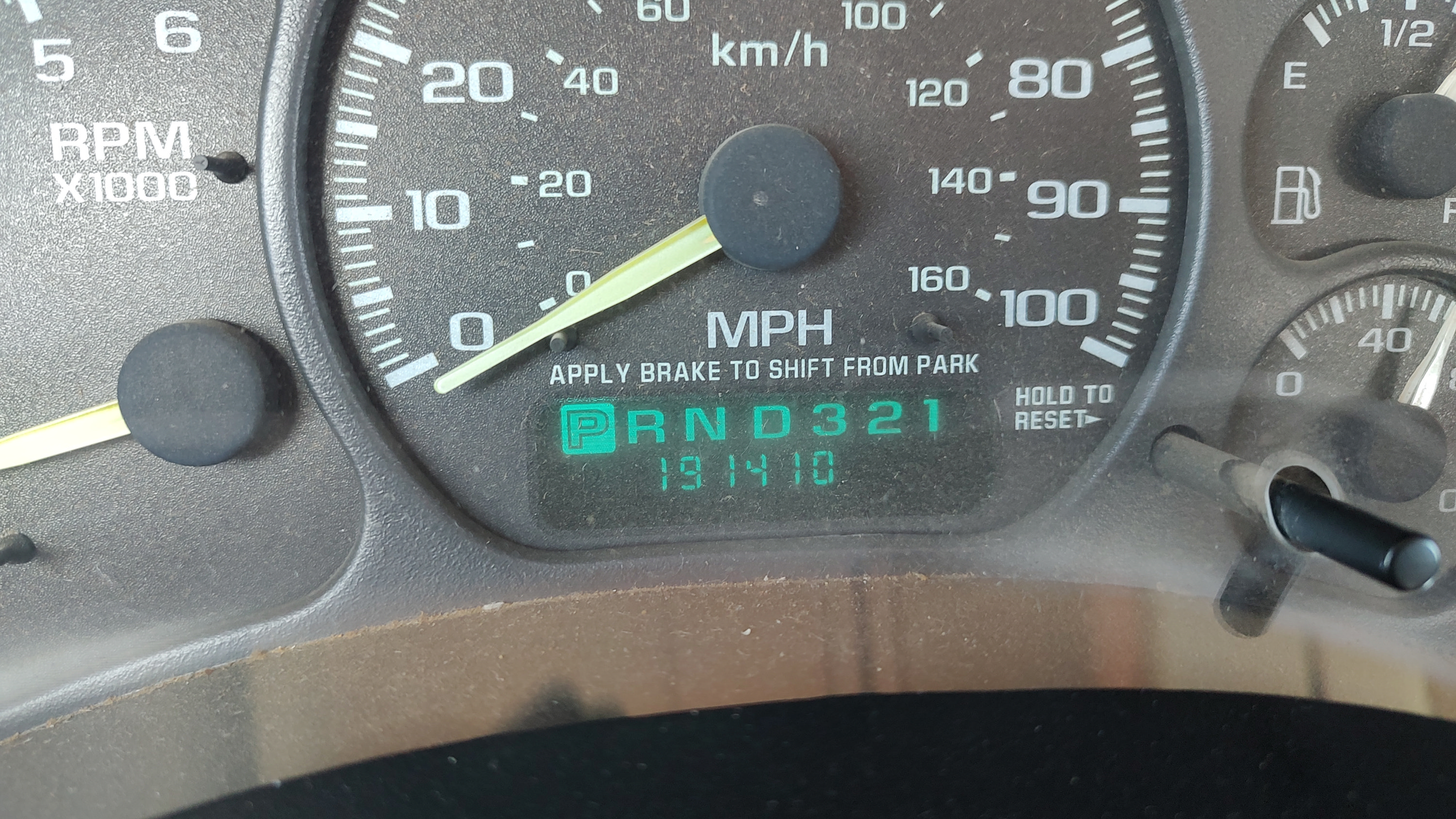 Used 2000 Chevrolet Silverado 1500 LS w/ Firm Ride Suspension Pkg AWD/4WD image 16