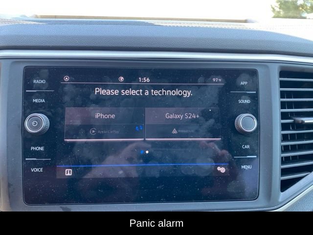 Used 2021 Volkswagen Atlas Cross Sport SE w/ Panoramic Sunroof Package FWD image 17