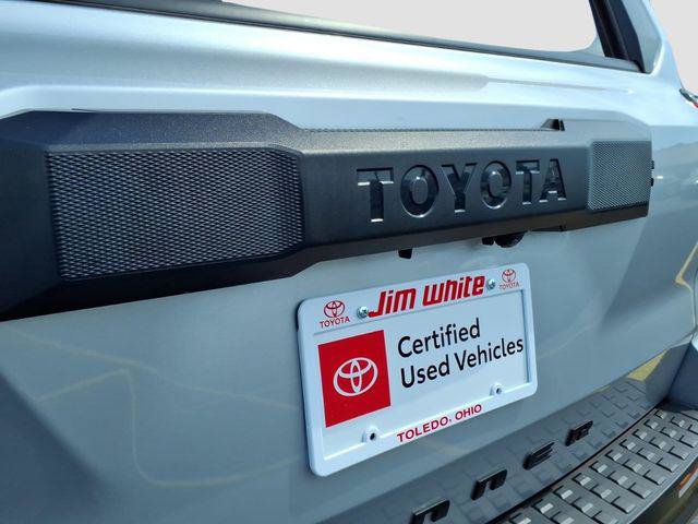 Certified 2026 Toyota 4Runner TRD Off-Road Premium AWD/4WD image 30