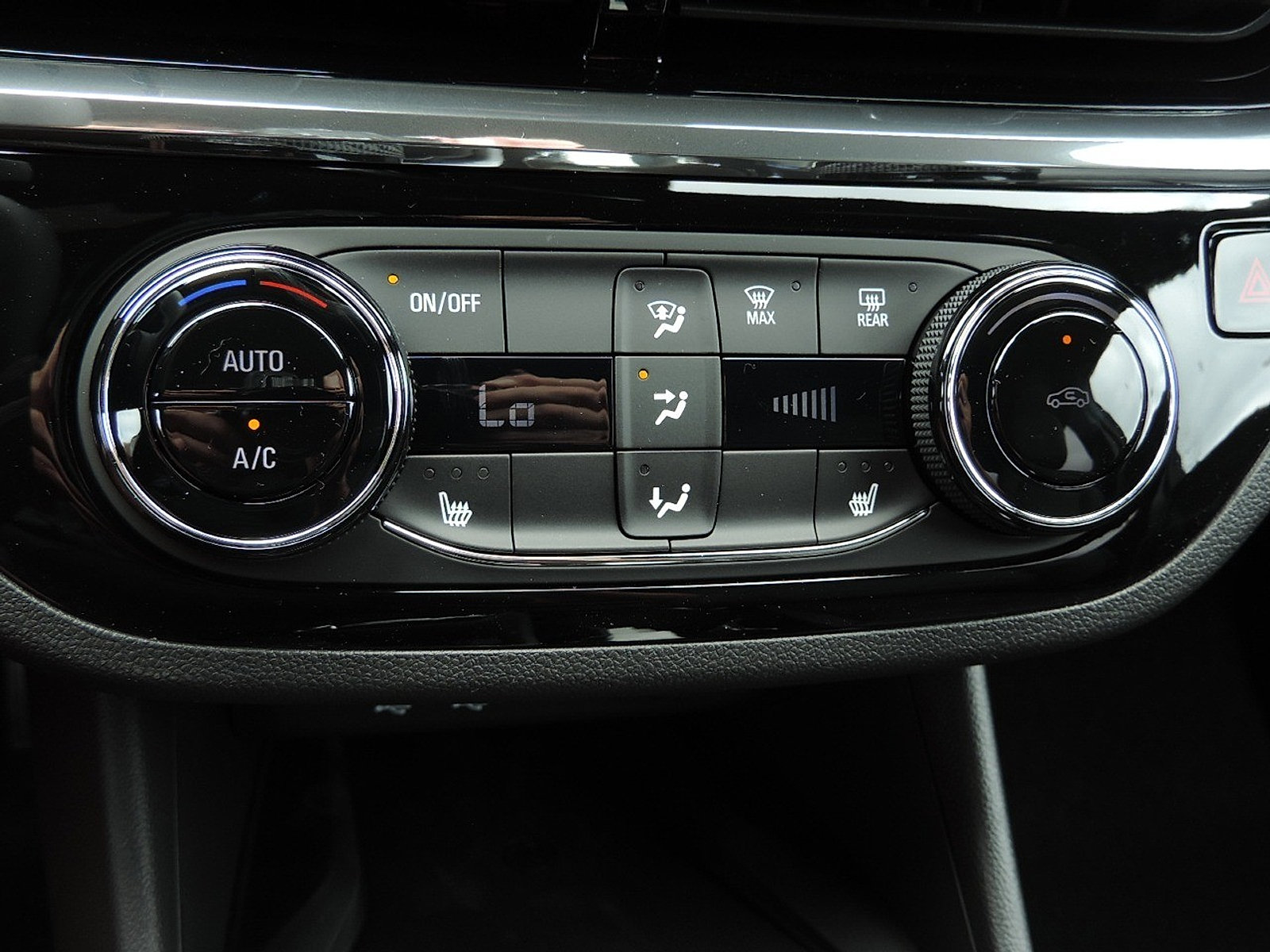 New 2026 Buick Envista Sport Touring w/ Convenience I Package FWD image 15