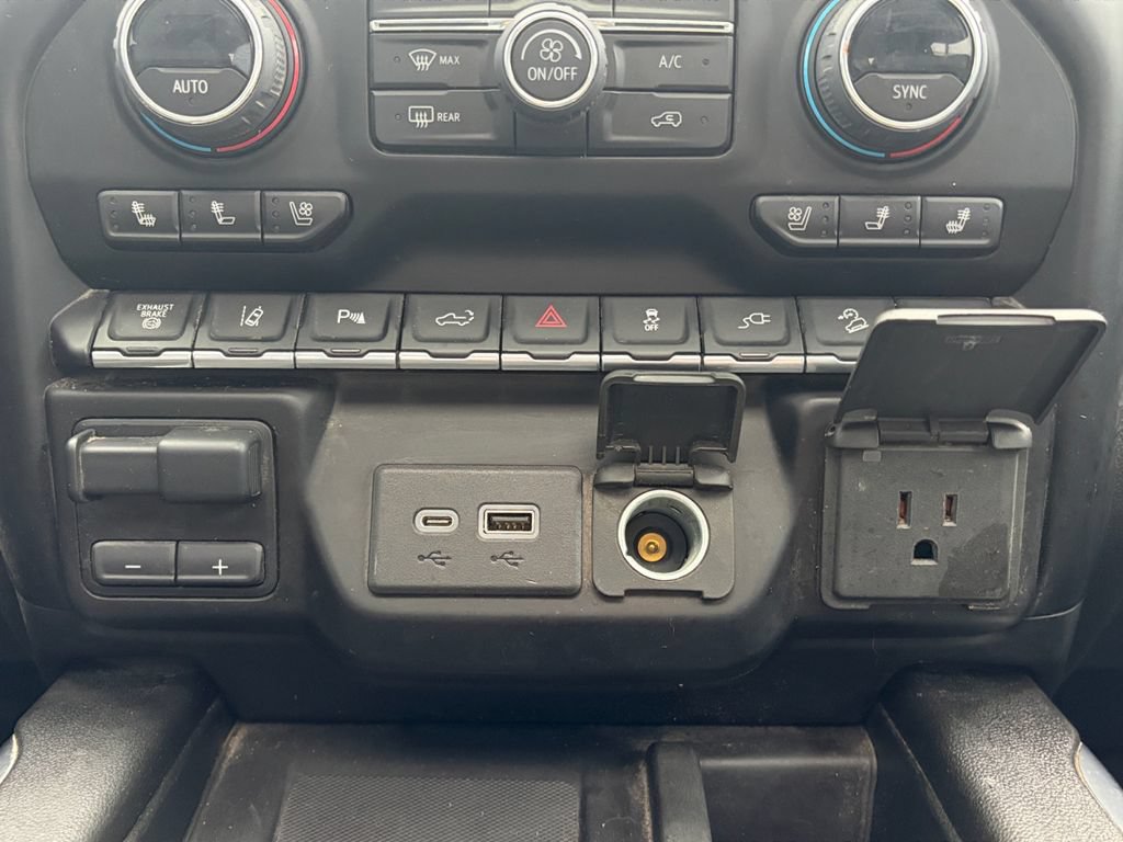 Used 2023 Chevrolet Silverado 2500 High Country w/ Safety Package II AWD/4WD image 24