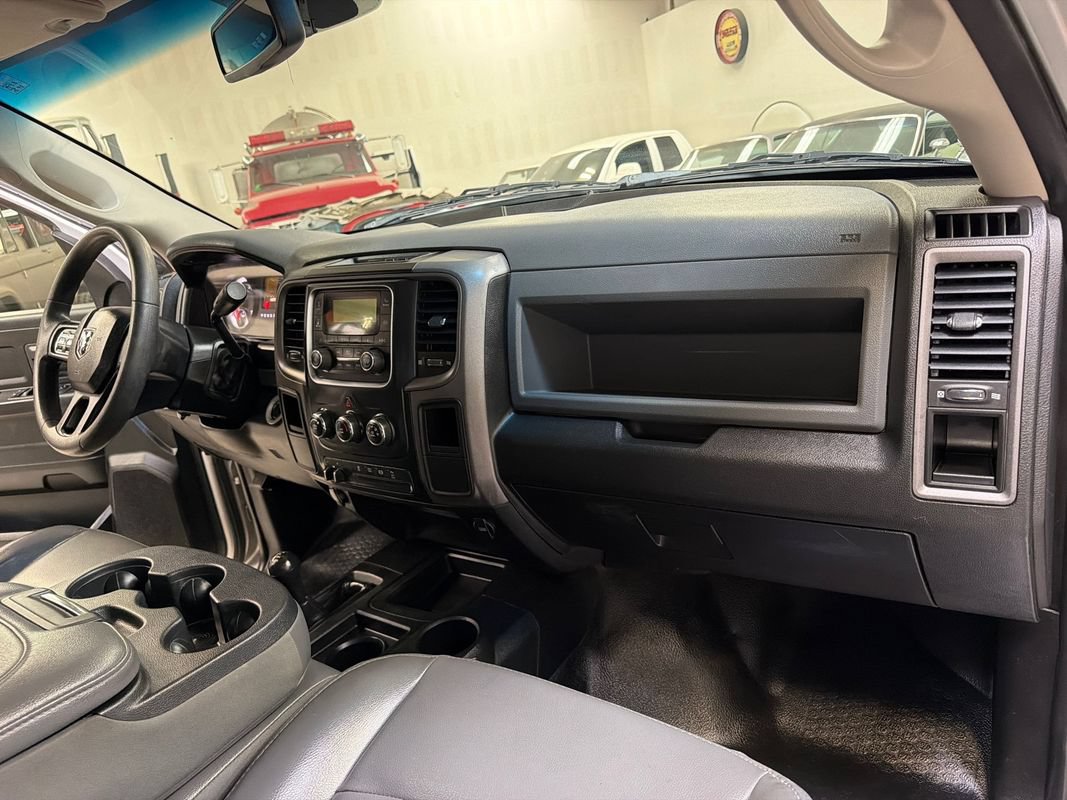 Used 2018 RAM 2500 Tradesman w/ Chrome Appearance Group AWD/4WD image 35