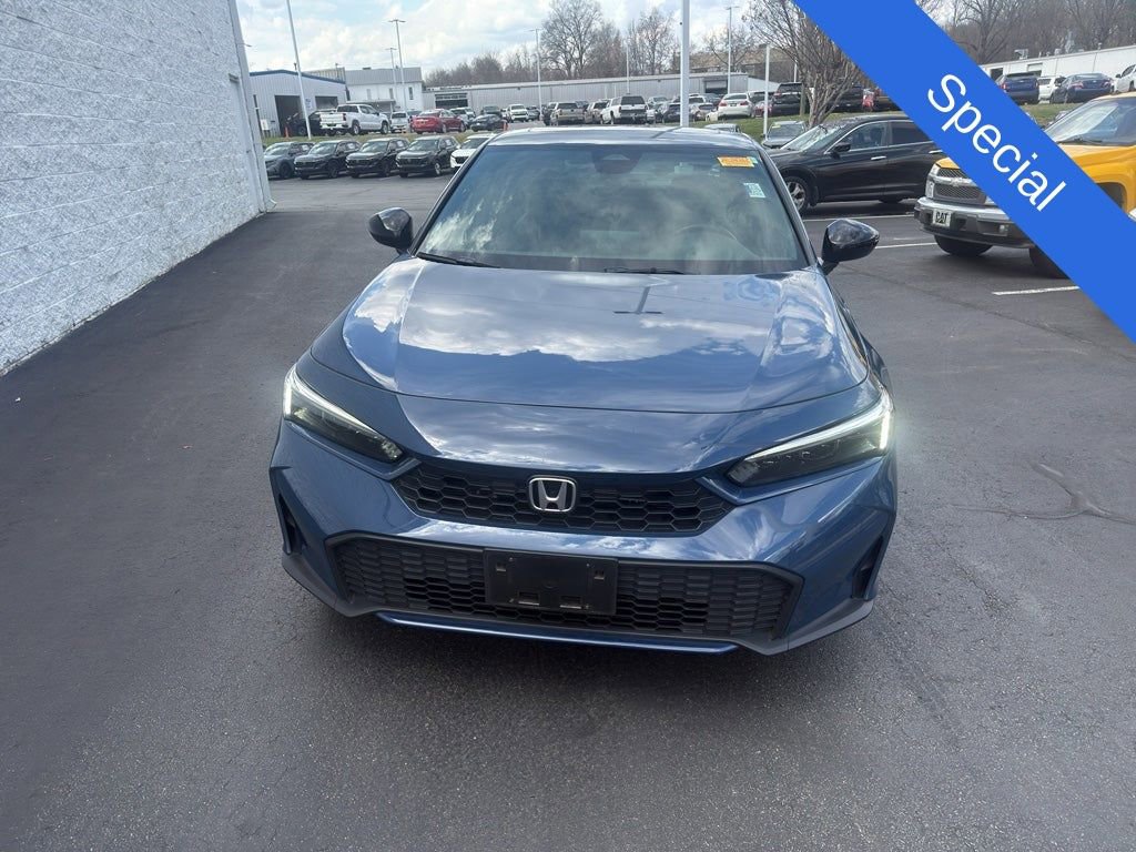 Used 2025 Honda Civic Sport image 2