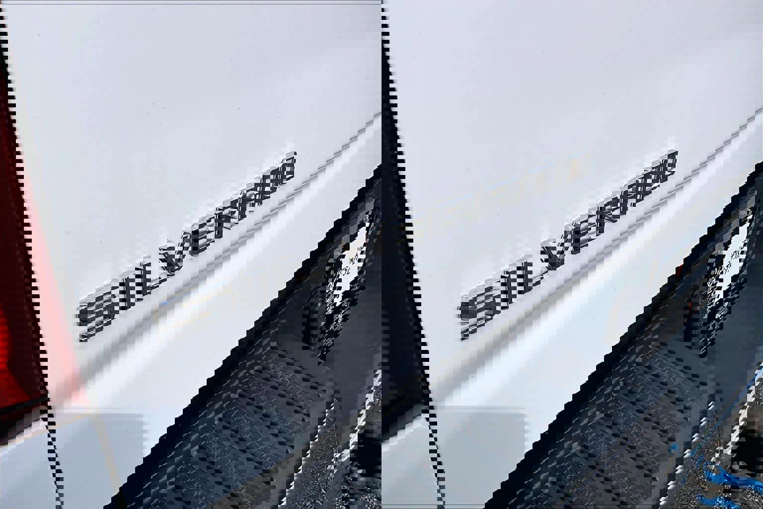 Used 2021 Chevrolet Silverado 2500 LTZ w/ LTZ Plus Package image 29