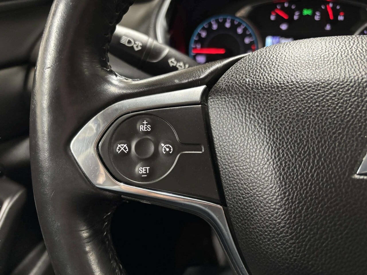 Used 2018 Chevrolet Traverse LT w/ LPO, Floor Liner Package image 39