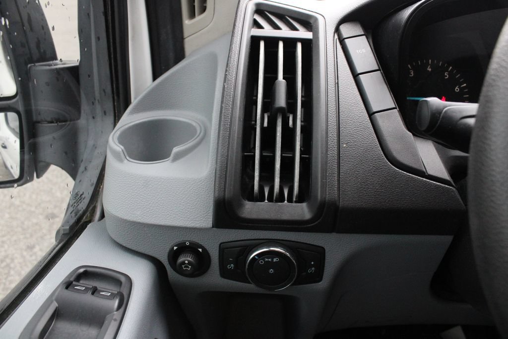 Used 2017 Ford Transit 350 XL RWD image 7
