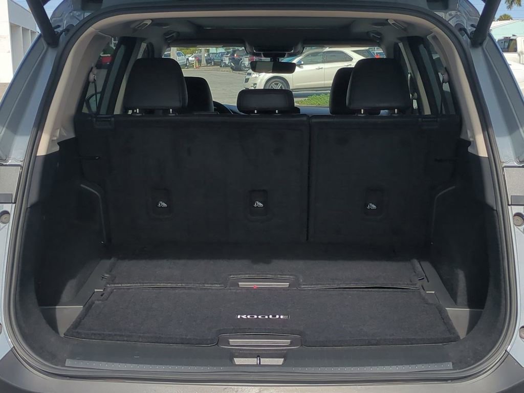 Certified 2023 Nissan Rogue Platinum w/ Platinum Premium Package image 13