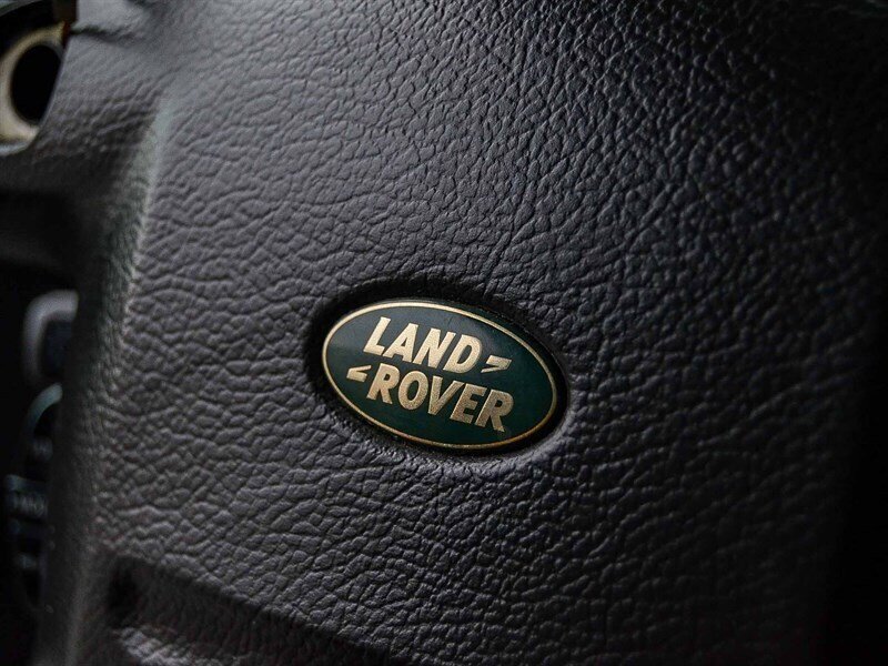 Used 2004 Land Rover Discovery S AWD/4WD image 28