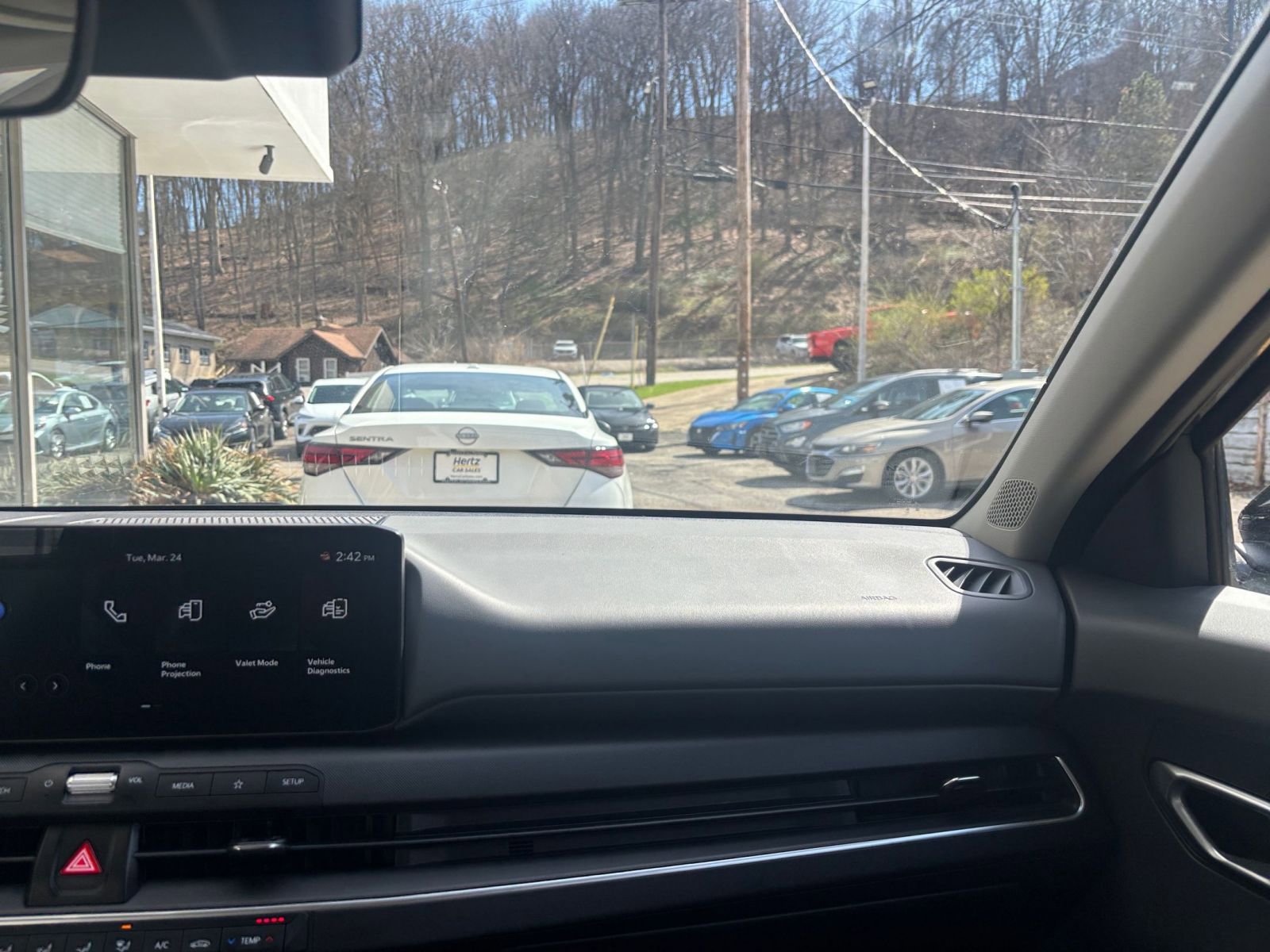 Used 2025 Kia K4 LXS image 35